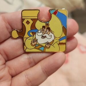 Disney Pin- Aladdin Puzzle Pin Limited Edition